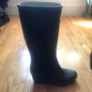 Hunter Black wedge rain boots size 11